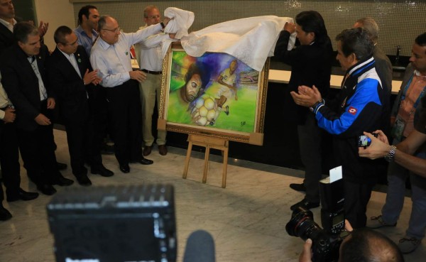 Jugadores de Costa Rica se pasearon por el Museo de Pelé