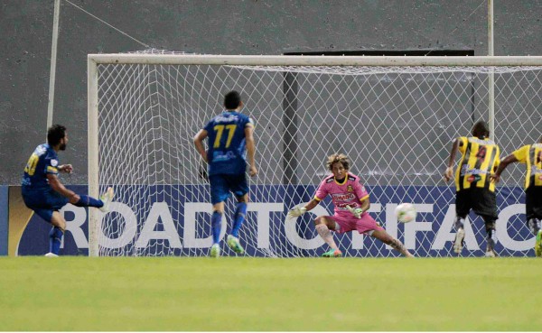 Real España se pone cuesta arriba en la Champions de Concacaf