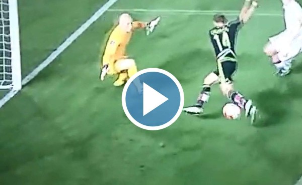 VIDEO: La increíble falla del Chicharito Hernández sin portero ante EUA