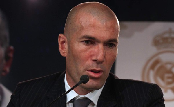 Zidane, más dispuesto ahora a entrenar al Madrid, según 'L'Équipe'