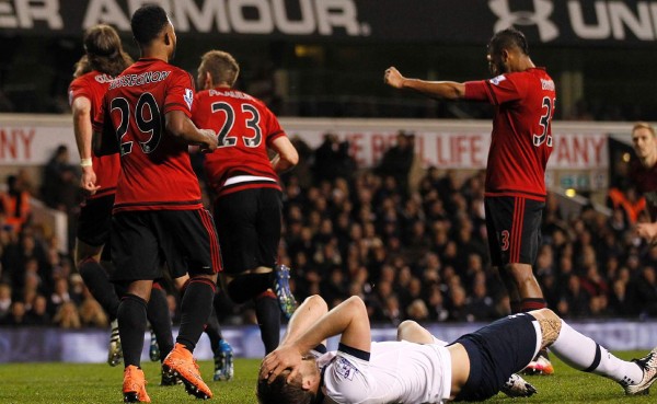 El Tottenham falla y deja al Leicester a un paso del título de Premier League