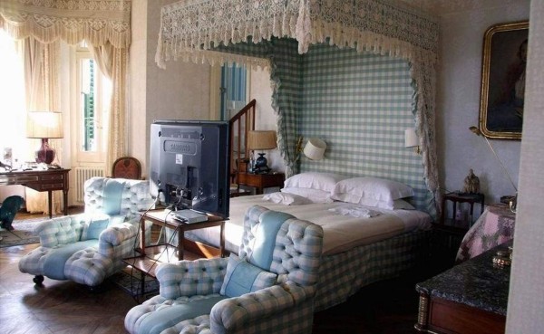 Samuel Eto'o compró una mansión amenazada por la maldición de Tutankamon