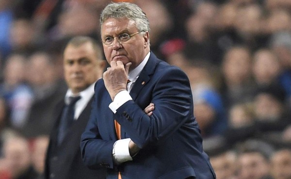 Guus Hidink es nombrado nuevo técnico del Chelsea