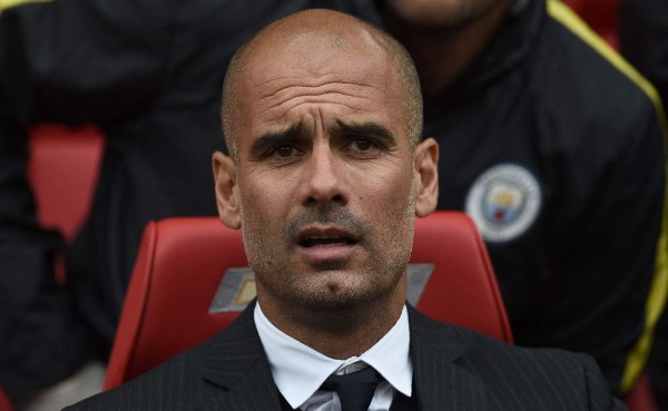 Pep Guardiola defiende a Claudio Bravo tras sus fallos en el derbi