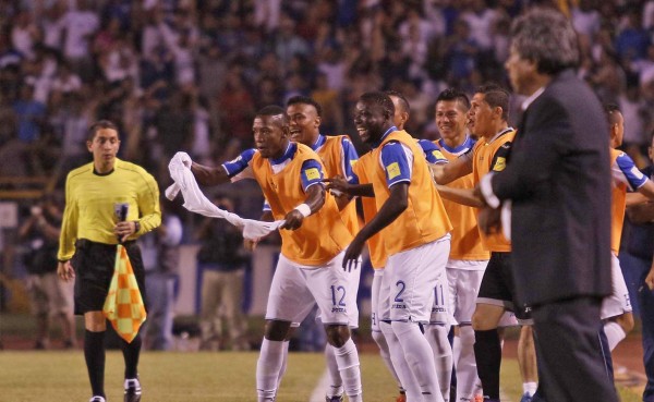 Selección de Honduras derrota por primera vez a Ramón Maradiaga