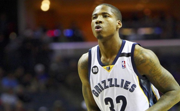 Los Lakers y Ed Davis firman contrato por dos temporadas