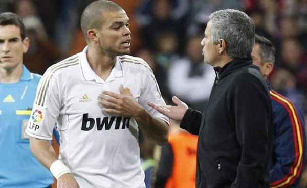 El once de lujo con el que tuvo problemas Mourinho