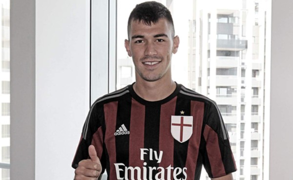 Alessio Romagnoli ficha por el Milan de Italia