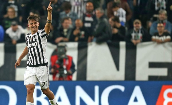 La Juventus golea al Lazio con doblete del argentino Dybala