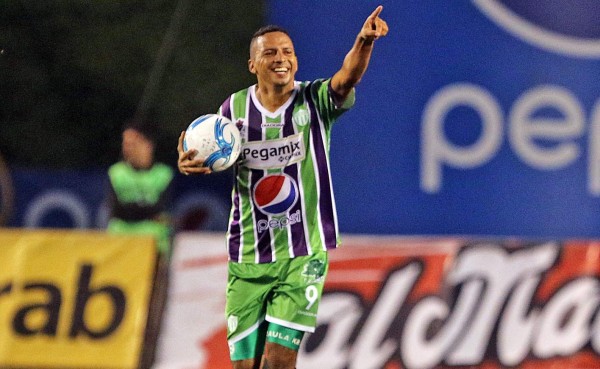 Óscar Isaula es exonerado en el caso de dopaje del Antigua en Guatemala