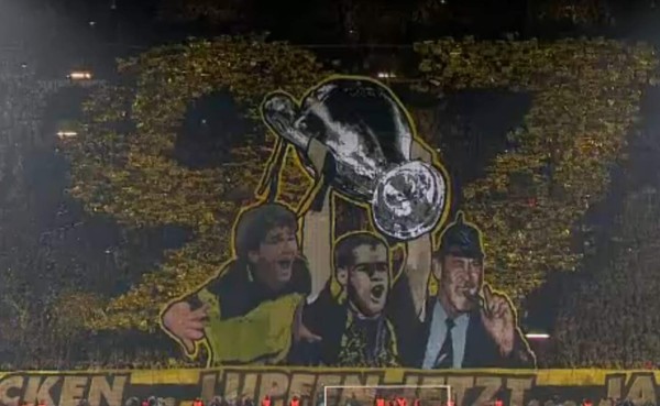 ¡Sorprendente mosaico del Borussia Dortmund!