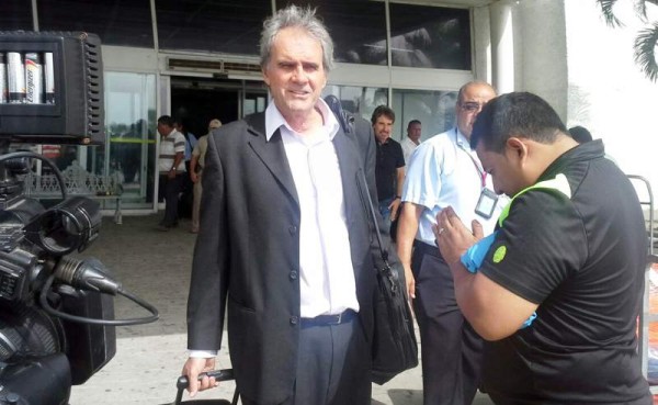 Entrenamiento Del Club Deportivo Real EspaÃ±a Torneo Apertura 2007. Mario Zanabria (DT)