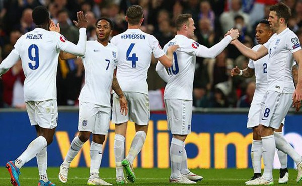 La UEFA multa a la Federación Inglesa con 15.000 euros