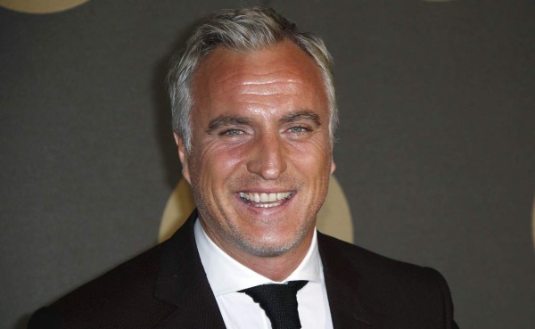 Exestrella del fútbol francés David Ginola sufre un paro cardiaco