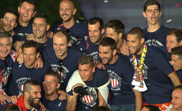 Espectacular celebración del Atlético en las calles de Madrid