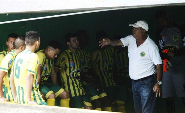 Exídolo de Olimpia y ahora asistente del Parrillas One