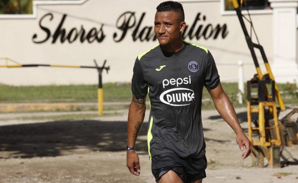 VIDEO: Luis Garrido juega contra River Plate y hace una barrida enérgica