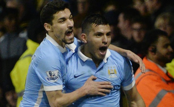 Remontada del Manchester City ante el Watford gracias Touré y Agüero