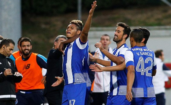 Panameño Ismael Díaz debuta con el Oporto de Portugal