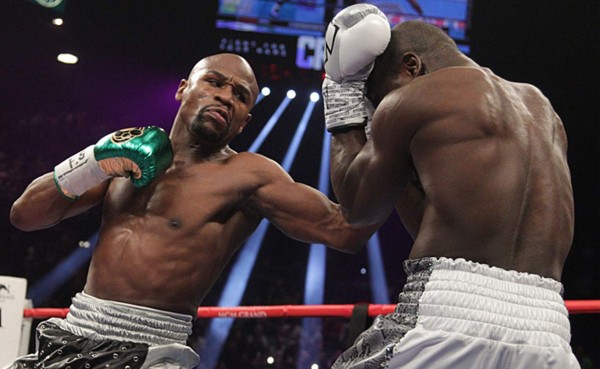 Floyd Mayweather se retira invicto y venciendo al haitiano Andre Berto