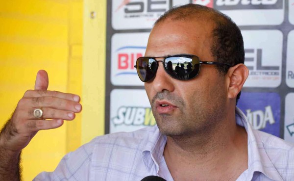 Fuad Abufele responde a Ricardo Elencoff: 'No consumo ni una tan sola gota de alcohol'