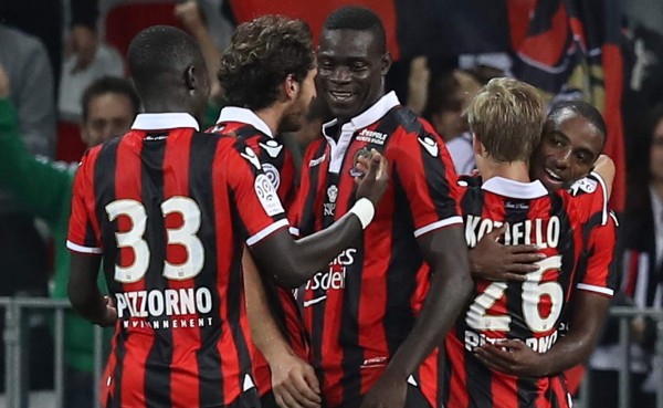 Niza golea al Mónaco con doblete de Balotelli incluido y es líder en la Liga de Francia