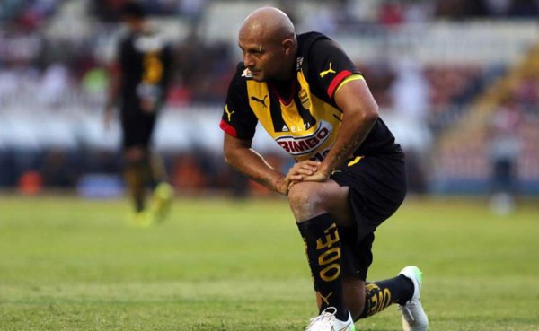 Real España anuncia la salida de Sergio Mendoza