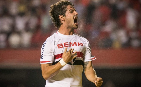 Alexandre Pato podría regresar a Europa en este mercado de invierno