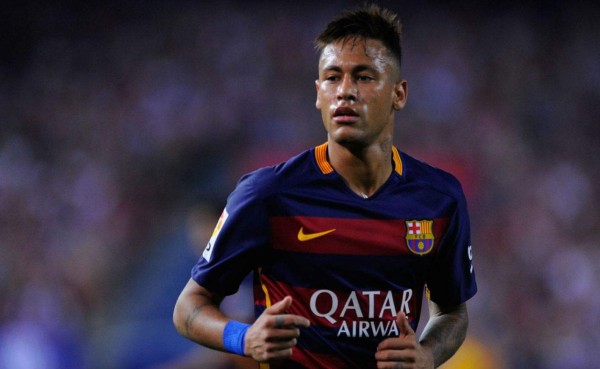 Pelé: 'Neymar todavía no está al nivel de Messi o Cristiano'