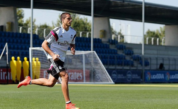 Chicharito realiza su primer entrenamiento con el Real Madrid