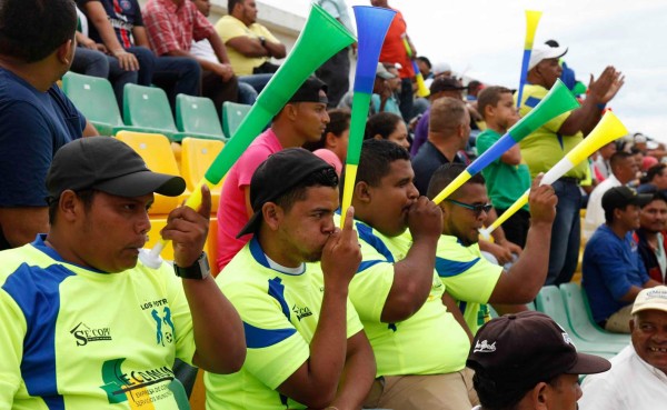 Poco ambiente en la final del Ascenso Parrillas One-Alianza Becerra