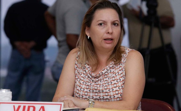 Carla Dip: 'Nos extraña la demanda de Hernán García'