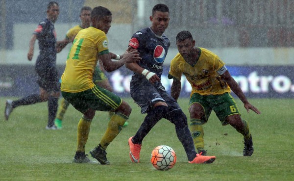 Motagua-Social Sol se suspende por falta de electricidad en el Nacional