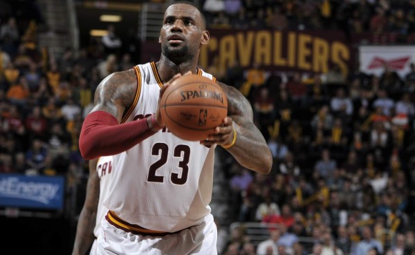 LeBron James ya ocupa el lugar 14 de máximos anotadores en la NBA