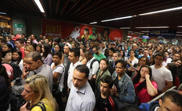 Protesta en Metro de Sao Paulo dejó a muchos pie