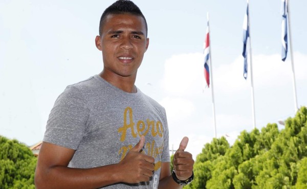 El delantero Fredixon Elvir no desea regresar al Olimpia