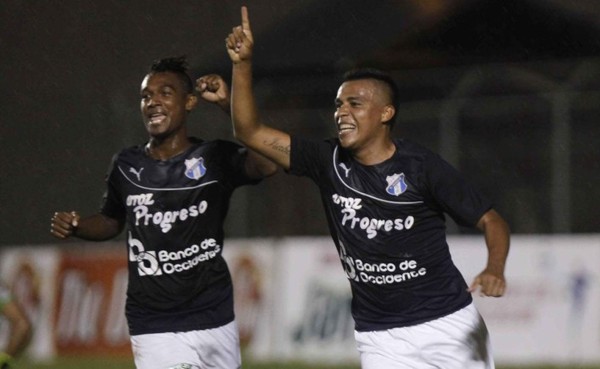 Con gol Fredixon Elvir, Honduras Progreso vence y estrena la localía del Social Sol