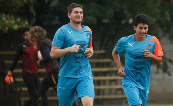 Christian Gutiérrez terminó su tratamiento y entrena con normalidad en Real España