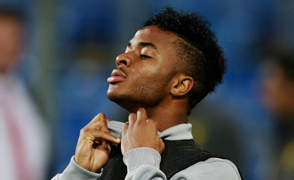 Hinchas del Liverpool amenazan de muerte a Raheem Sterling