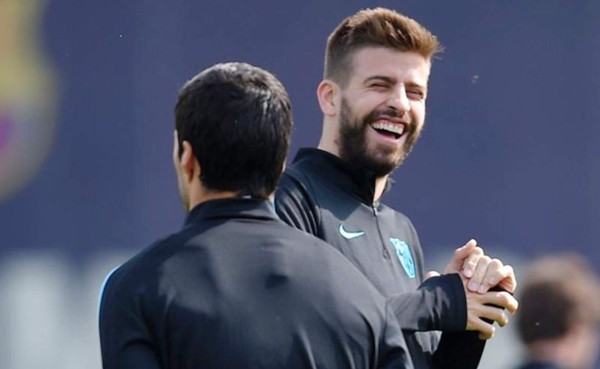 Piqué celebró el triunfo del Barcelona con un corto mensaje en Twitter