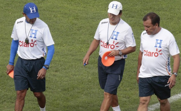 Carlos Tábora ya trabaja como asistente de Pinto en la Sub23