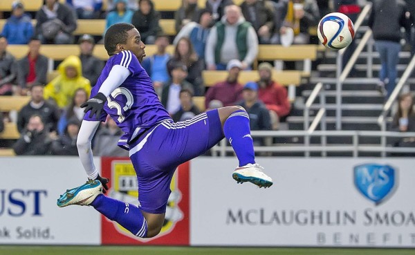Bryan Róchez anota su primer gol con el Orlando City