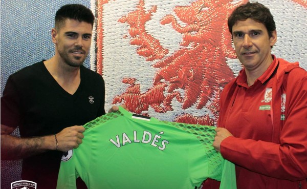 Víctor Valdés ficha por dos años con el Middlesbrough de la Premier League