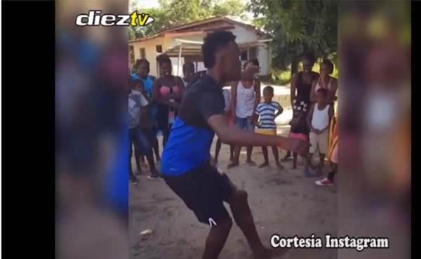 VIDEO: Alberth Elis demuestra su habilidad bailando Yancunú