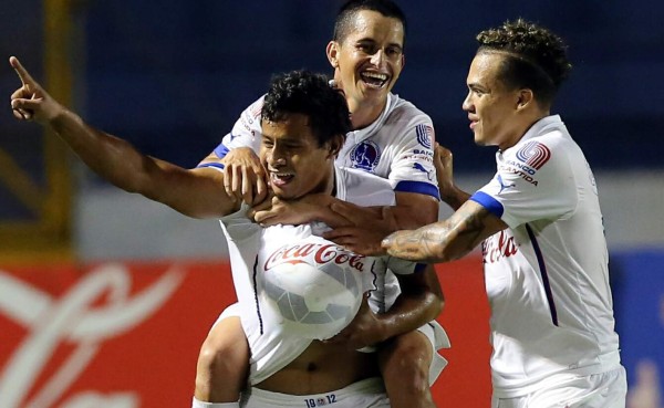 ¡Olimpia elimina a la Real Sociedad y lo espera Motagua en semifinales!