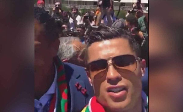 Subiendo: El video de Cristiano Ronaldo en plena celebración de Portugal