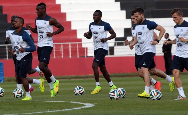Francia abrió su entrenamiento a todo el público