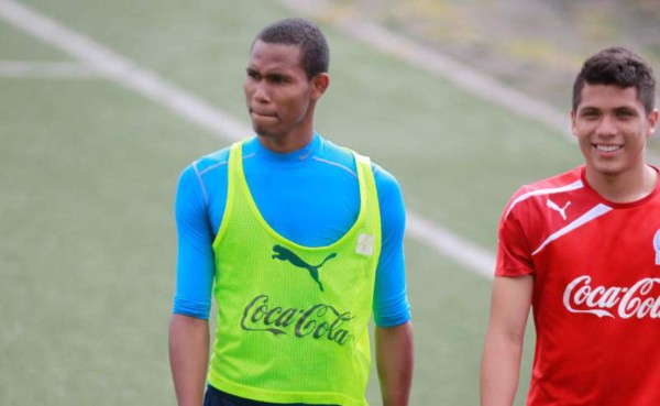 Dembor Bengtson firmó por tres años con Olimpia