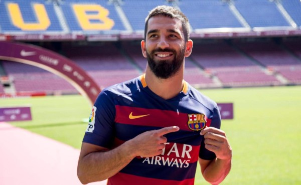 Messi y Cristiano forman parte del mejor 11 ideal de Arda Turan