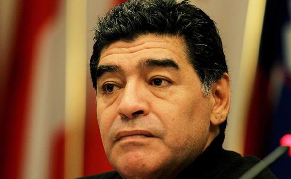 Diego Maradona internado para chequeo programado de salud